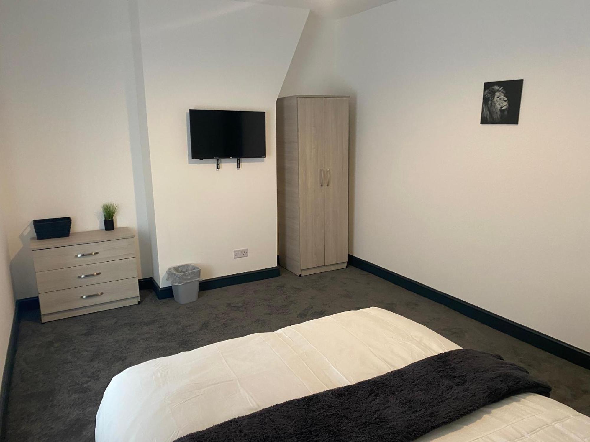 Houghton Guest House 1 Stoke-on-Trent Ngoại thất bức ảnh