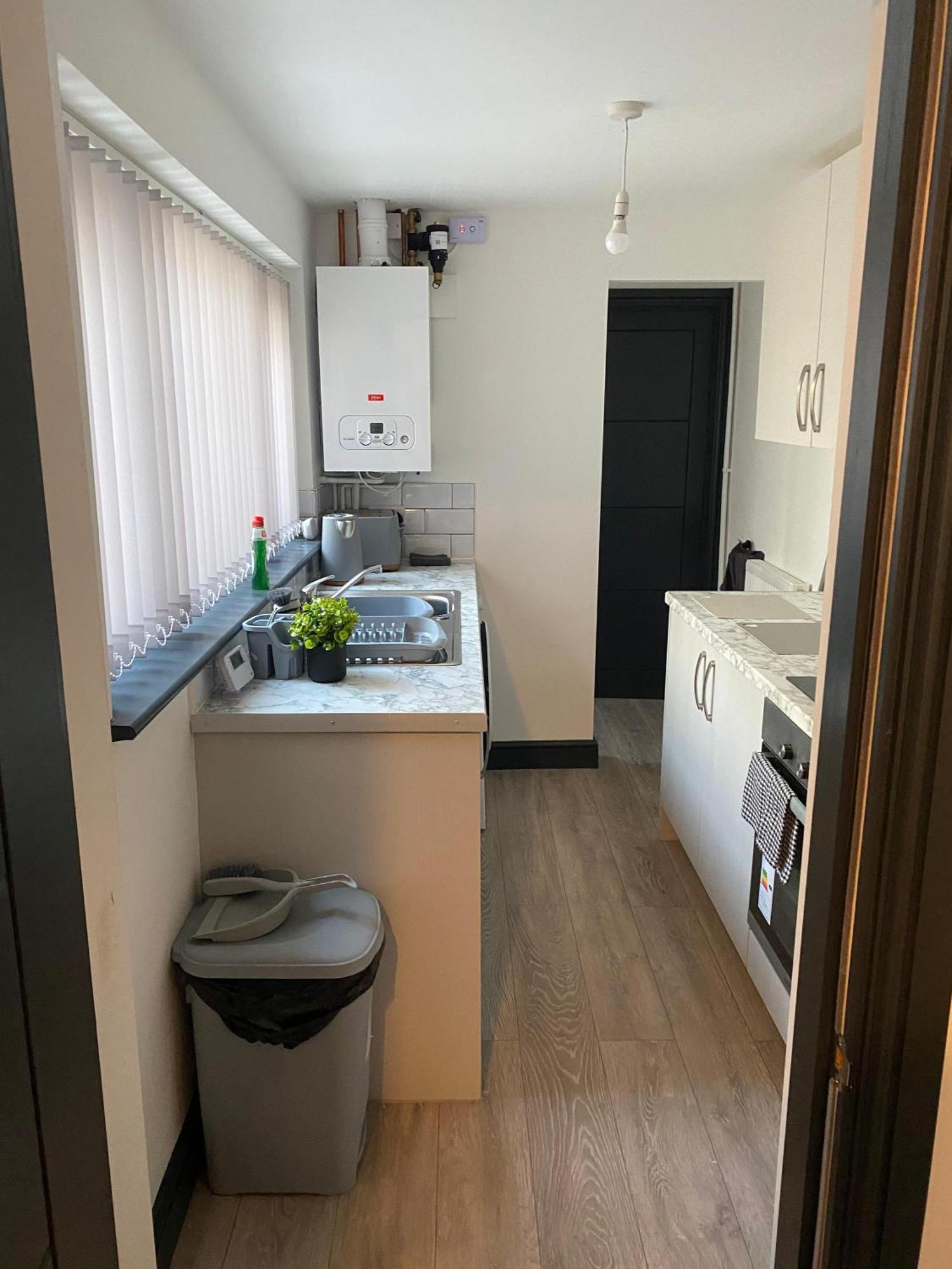 Houghton Guest House 1 Stoke-on-Trent Ngoại thất bức ảnh