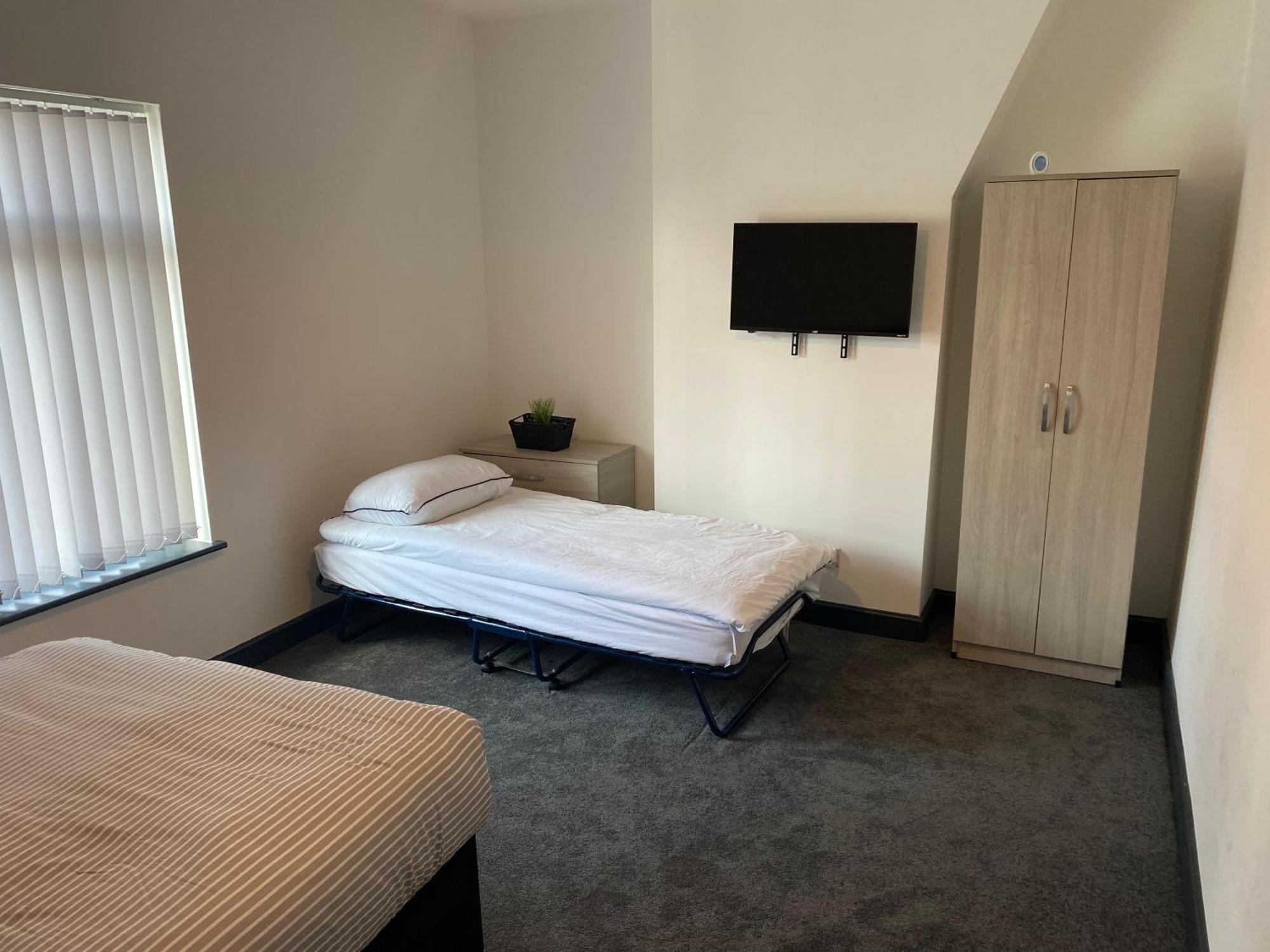 Houghton Guest House 1 Stoke-on-Trent Ngoại thất bức ảnh